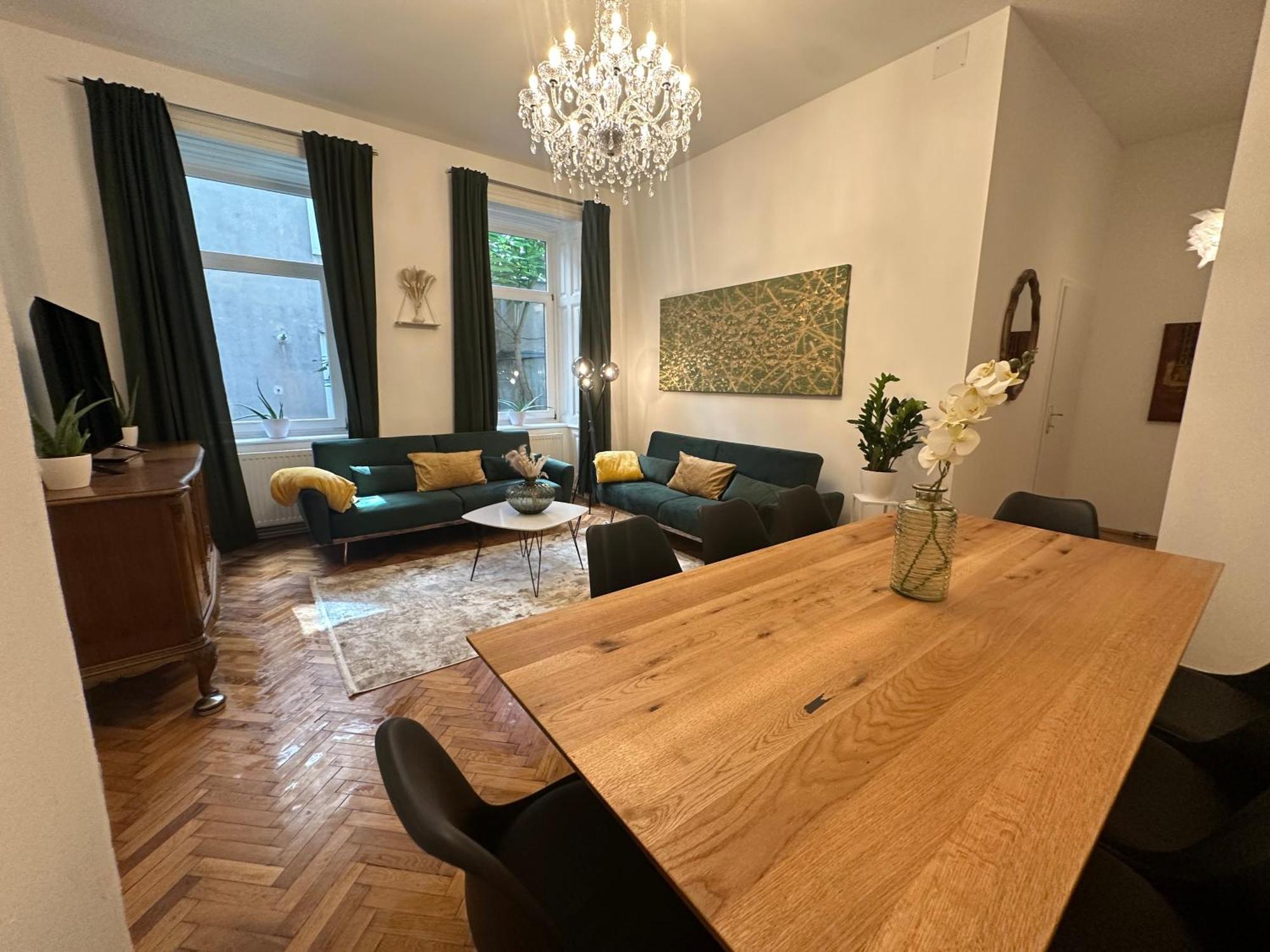 Central Apartment In Viennese Old Building Kültér fotó