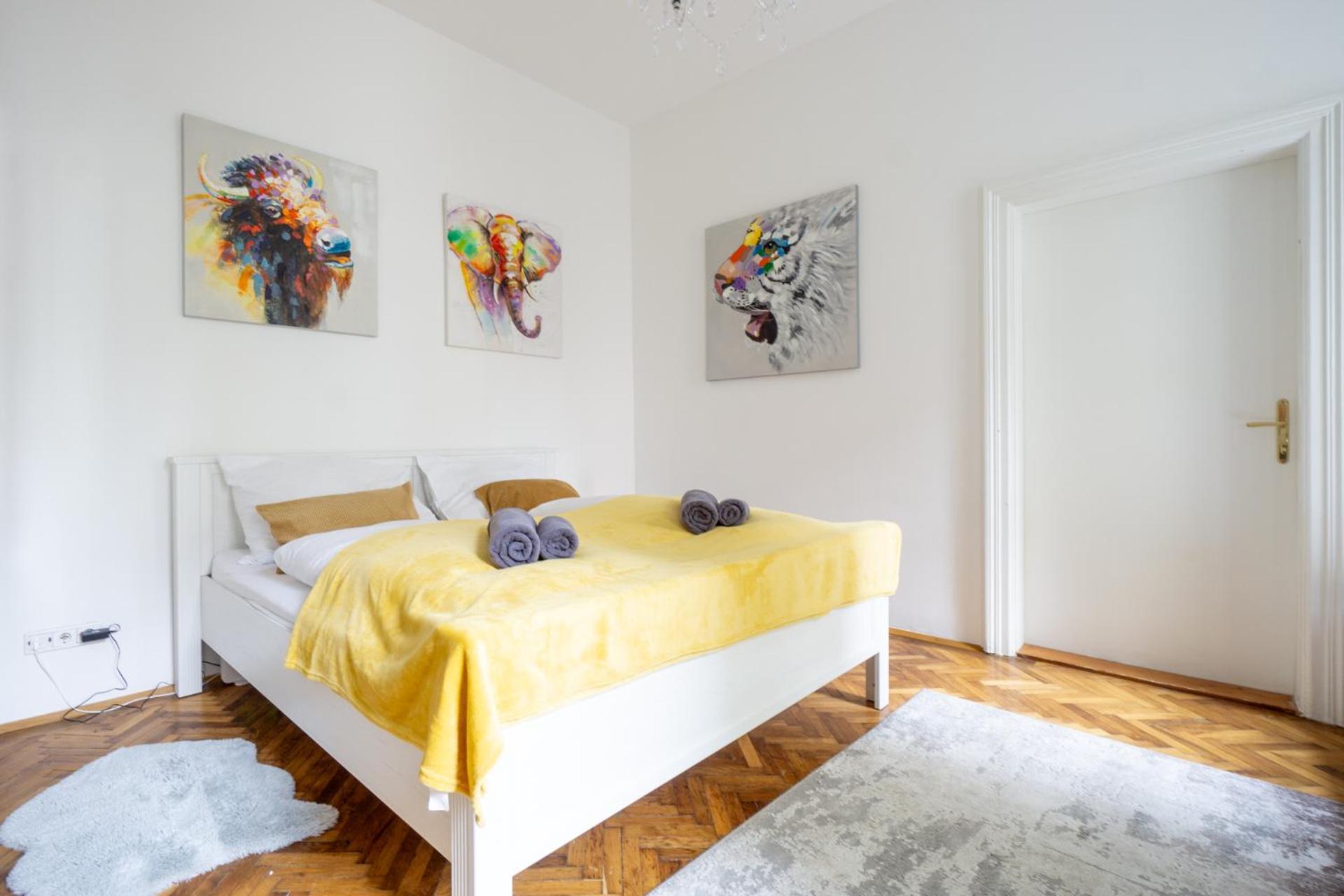 Central Apartment In Viennese Old Building Kültér fotó