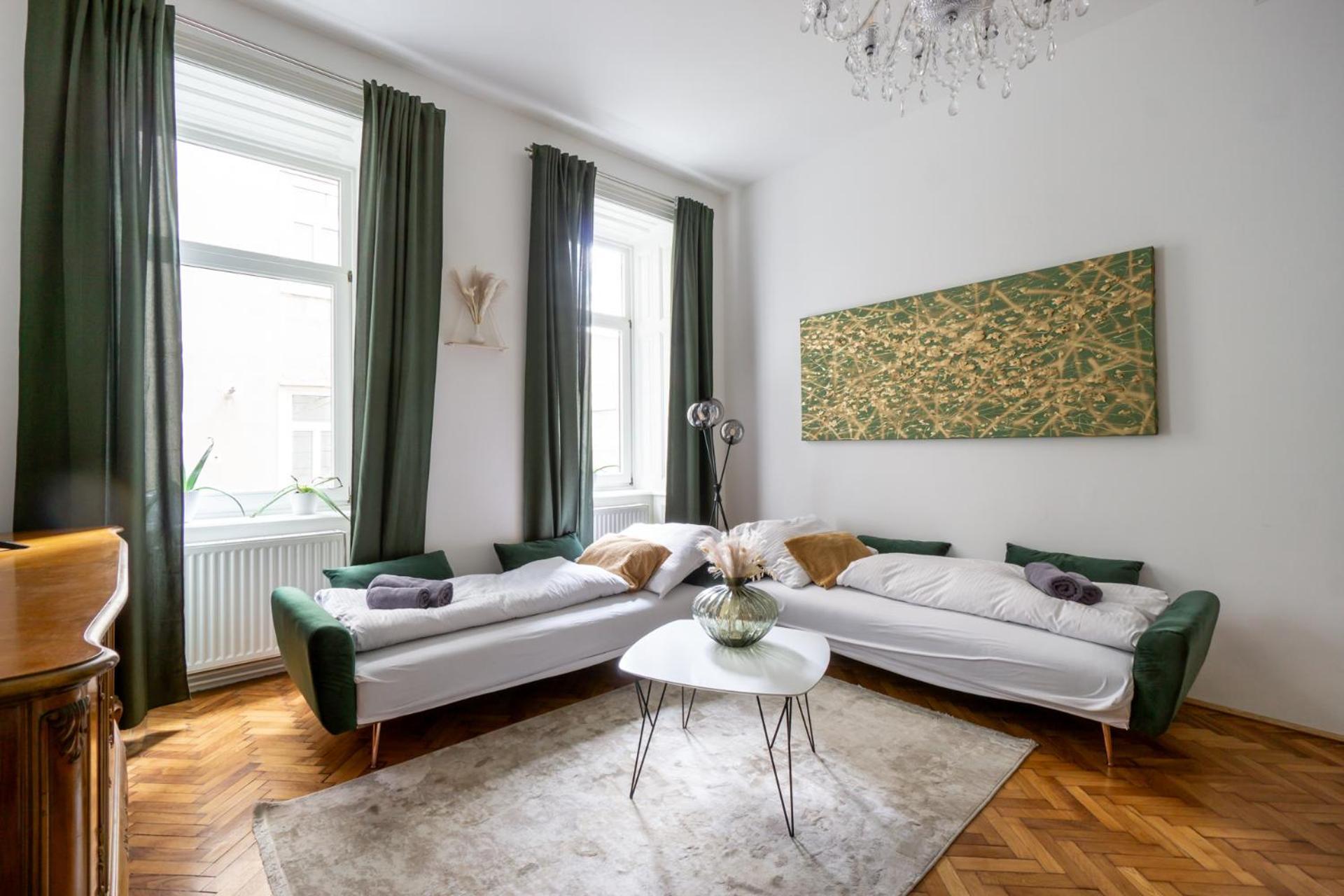 Central Apartment In Viennese Old Building Kültér fotó