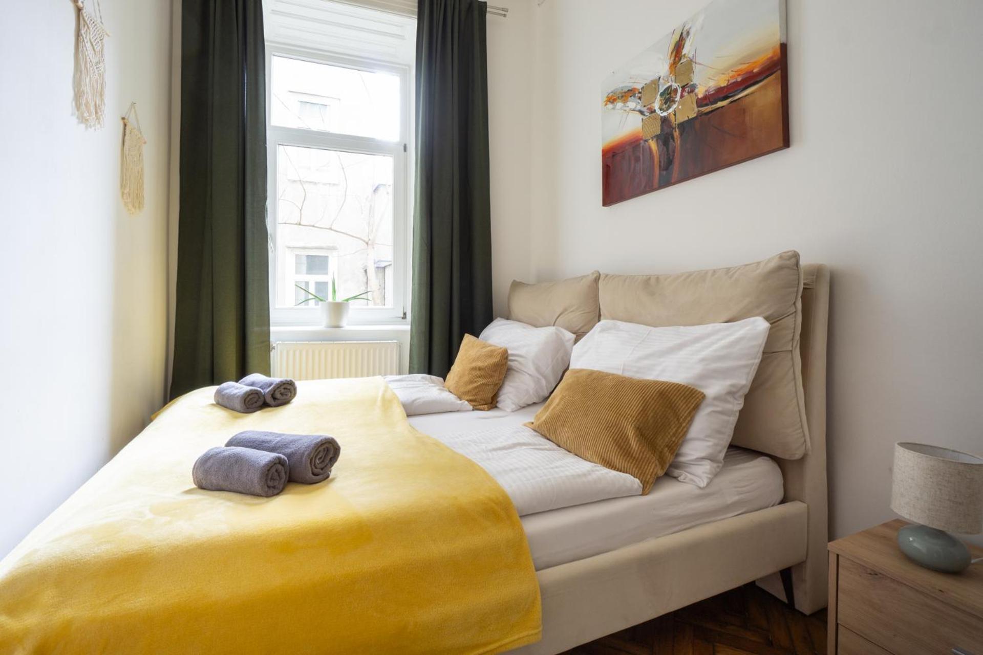 Central Apartment In Viennese Old Building Kültér fotó